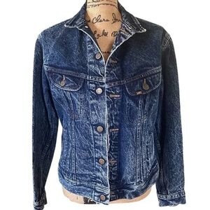 Classic Blue Denim Jacket - Women